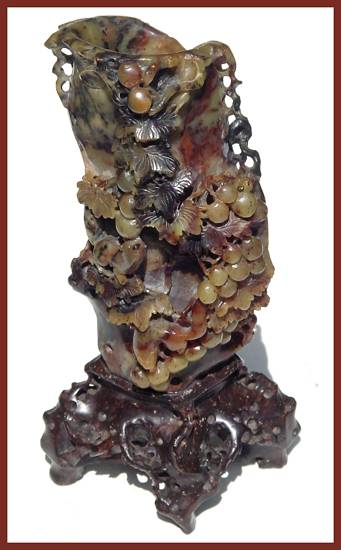 kr020soapstone.jpg - 28844 Bytes